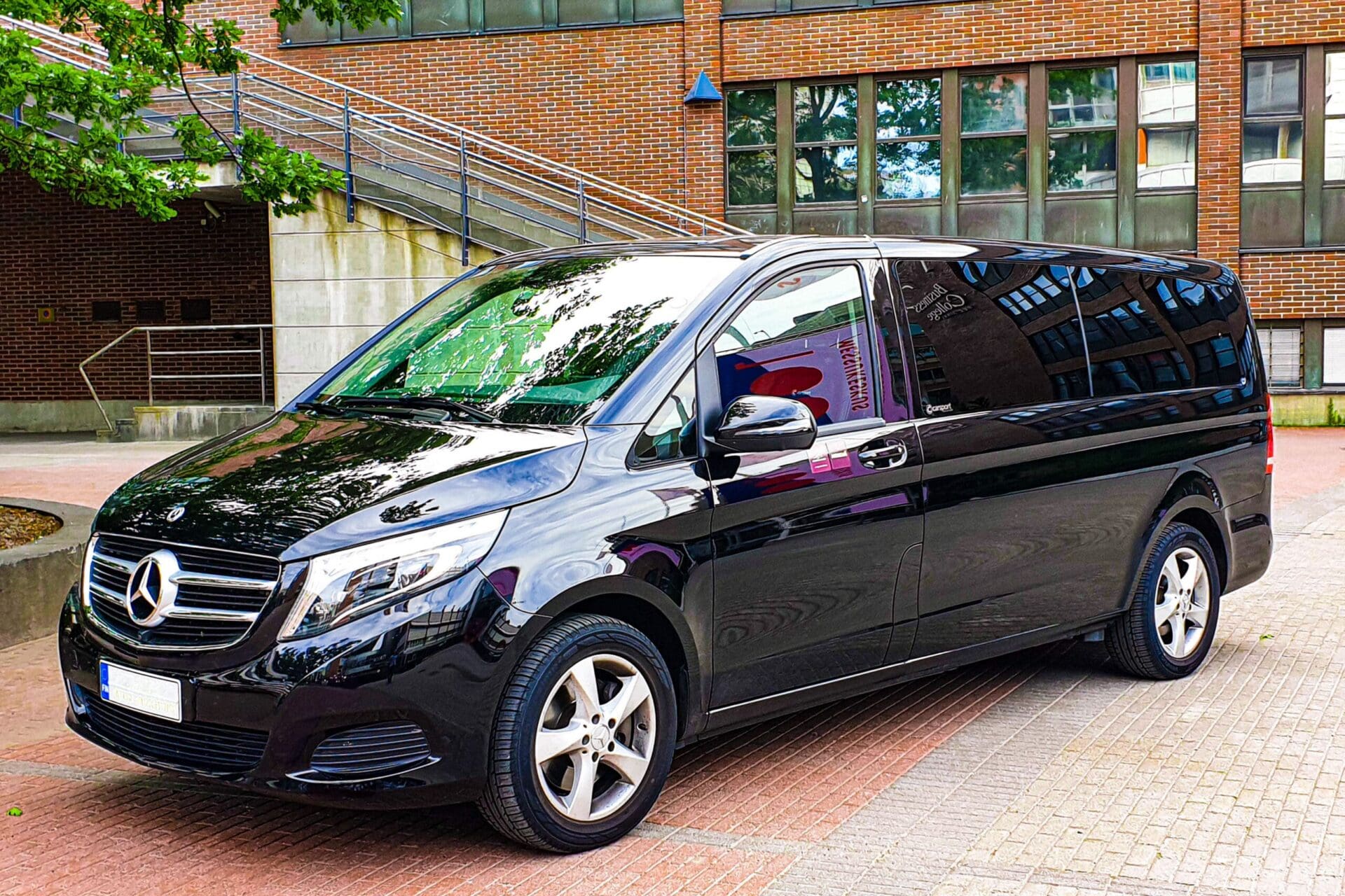 V-class-black-Helsinki Private chauffeur and Business class car in Helsinki and Tallinn by IBG Travel