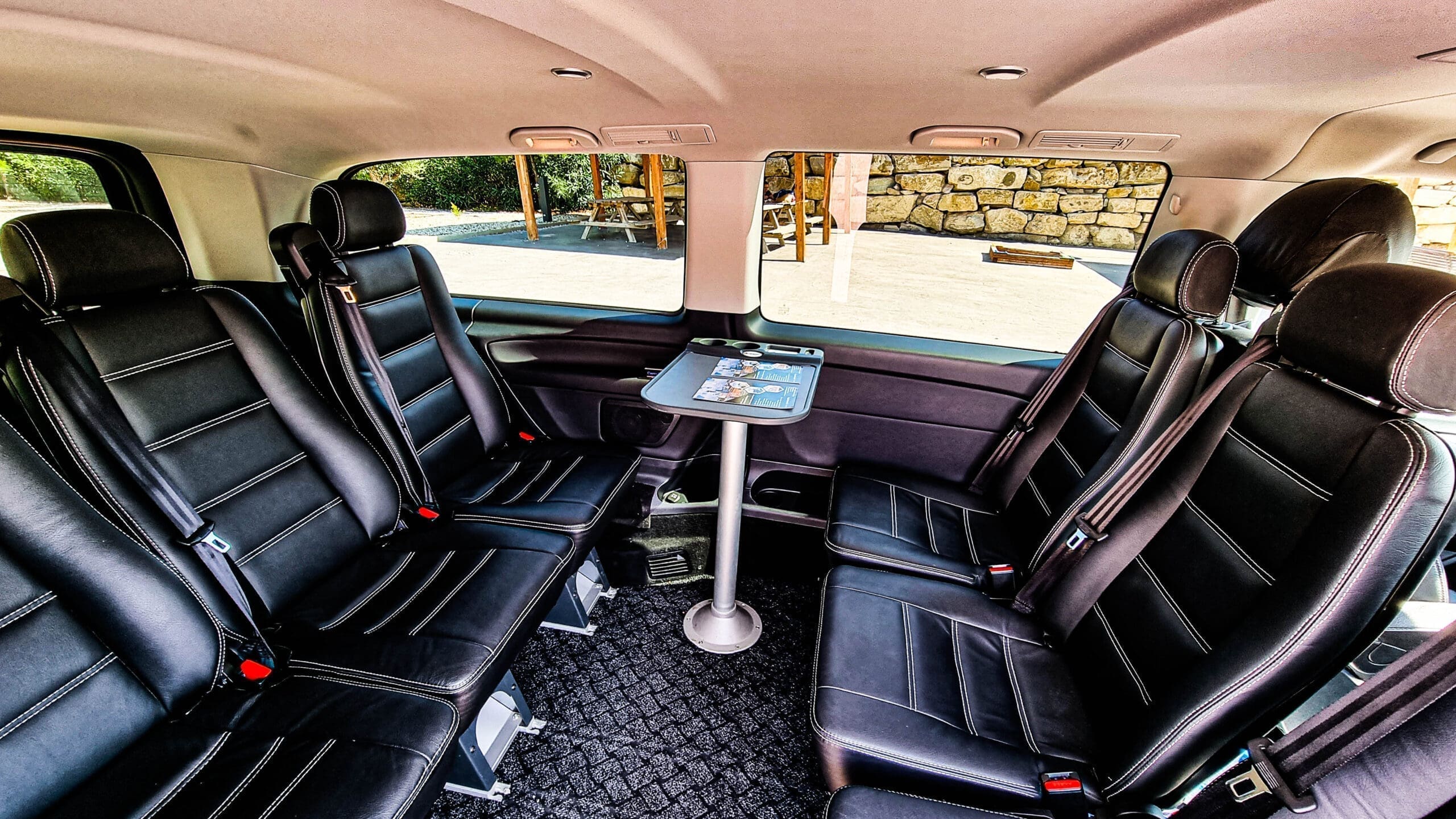 Private transfer IBG Travel