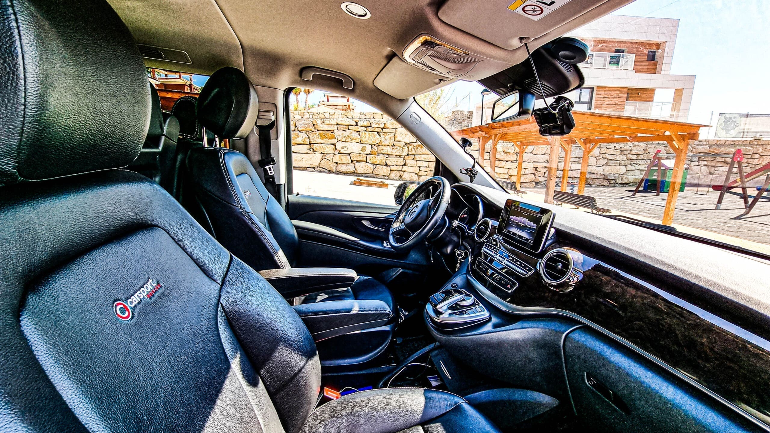 Private transfer IBG Travel