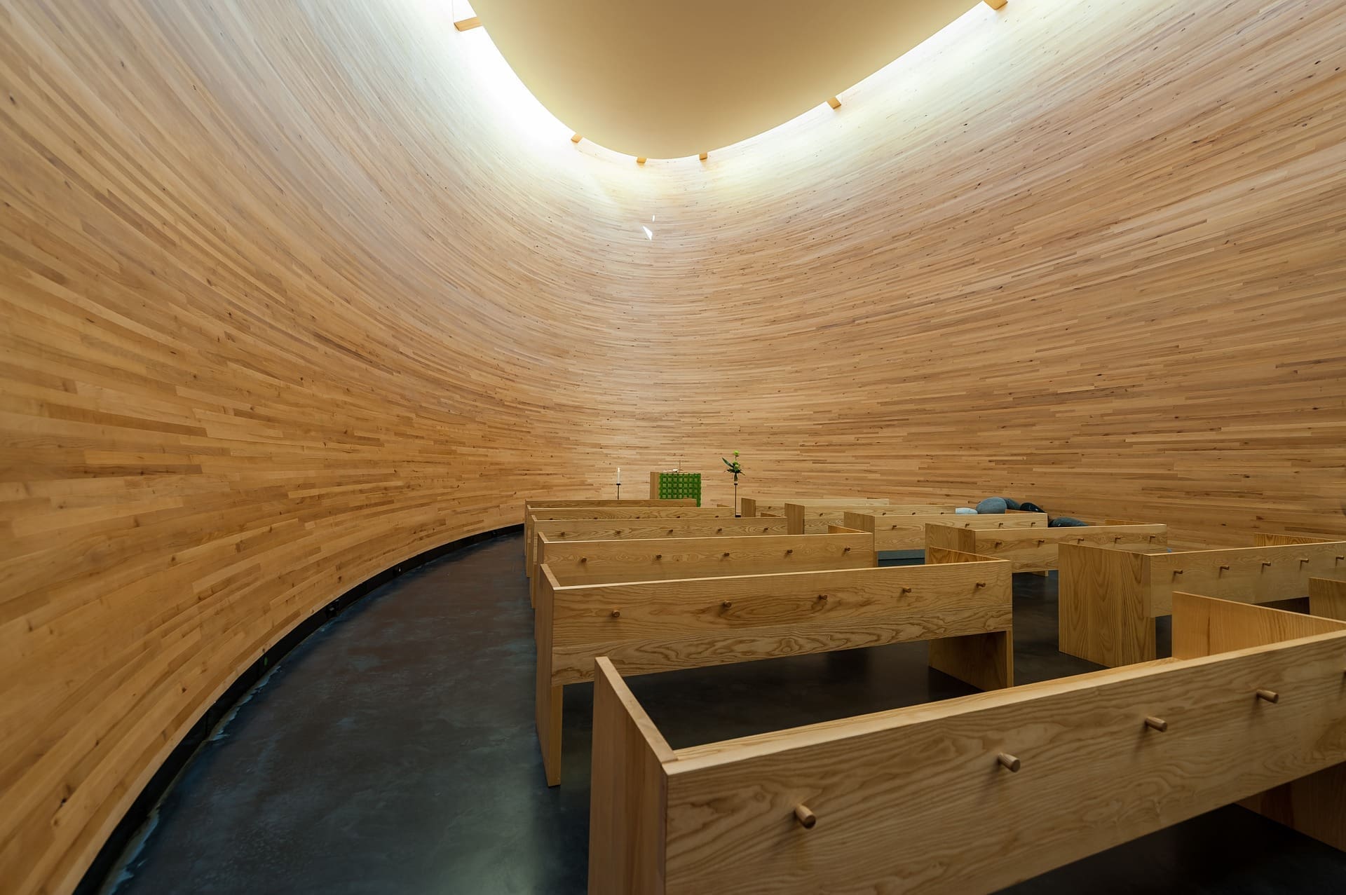 kamppi-chapel-of-silence-889863_1920