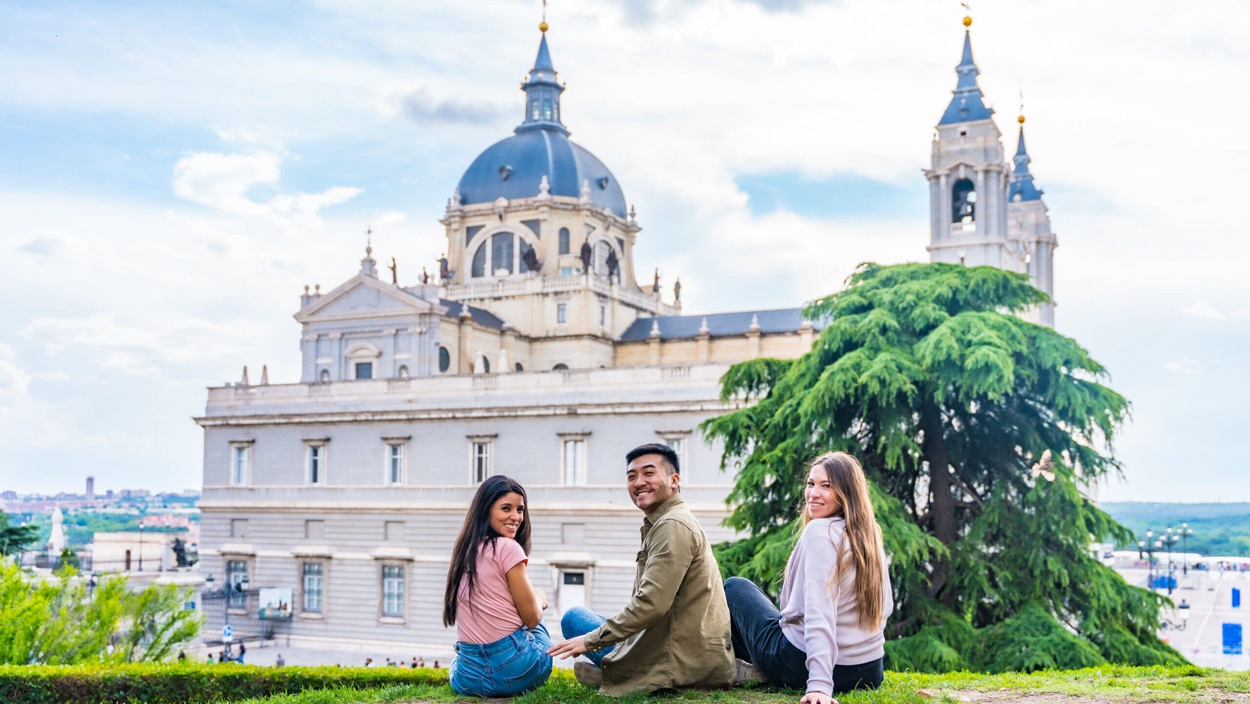 Tours to Madrid community with IBG Travel